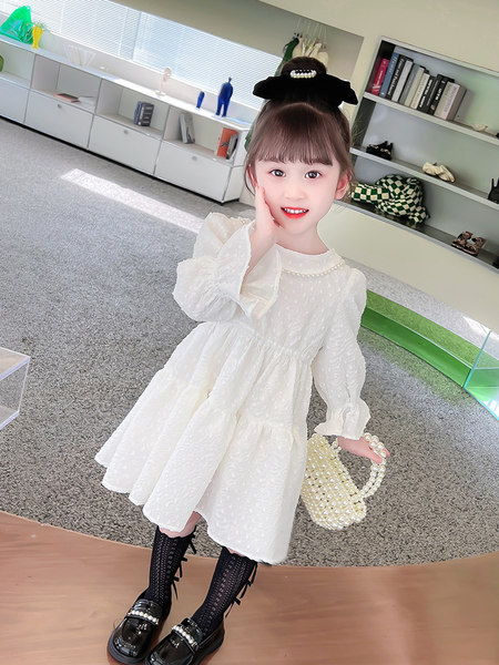 Dječja izrezana haljina s trakom i perlama za djevojčice