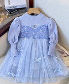 Suknelė mergaitei su kaspinu ir dekoratyviniu akmeniu