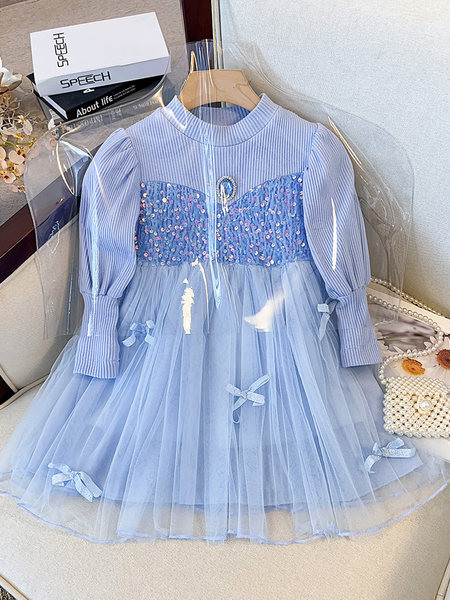 Suknelė mergaitei su kaspinu ir dekoratyviniu akmeniu