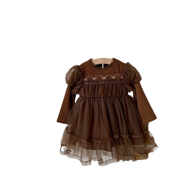 Elegantna haljina u dvije boje sa tilom i vezom