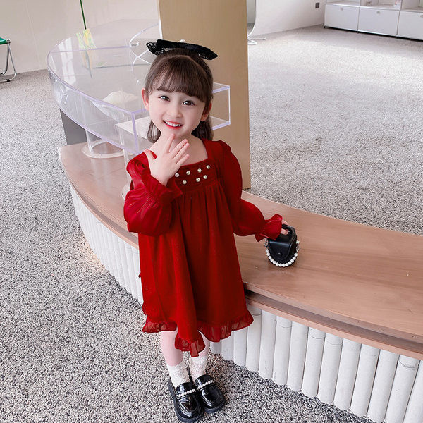 Šiuolaikinė vaikiška suknelė su kaspinu nugaroje - raudonos spalvos