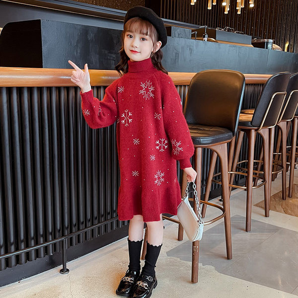 Laisvalaikio dailaus trikotažo suknelė ilgomis rankovėmis ir siuvinėjimu