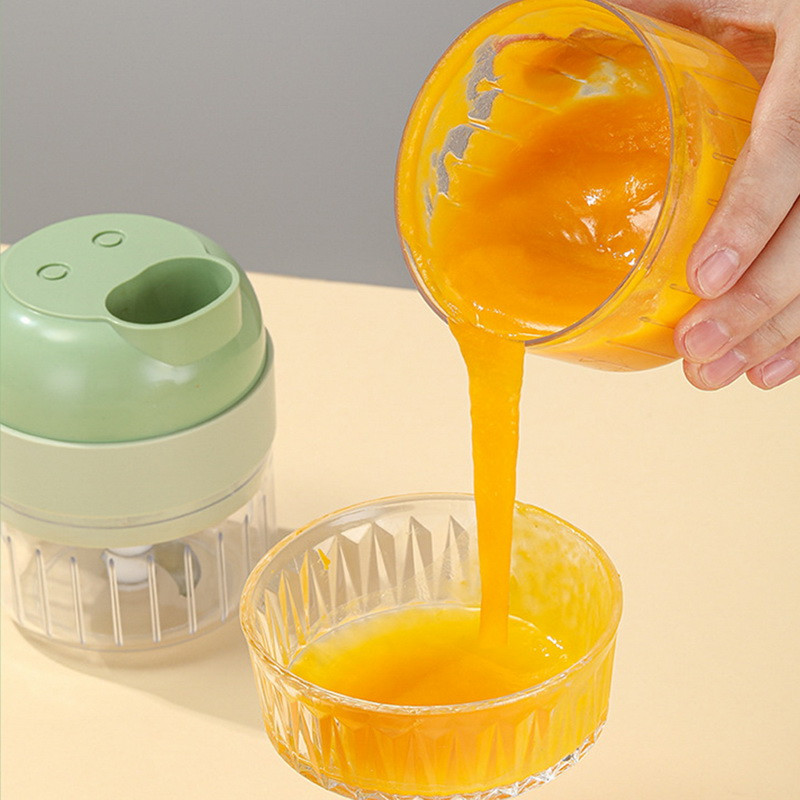 4 az 1-ben kézi elektromos zöldségvágó készlet Tartós Chili Zöldségdaráló Konyhai Szerszám USB töltő Gyömbérnyomó gép