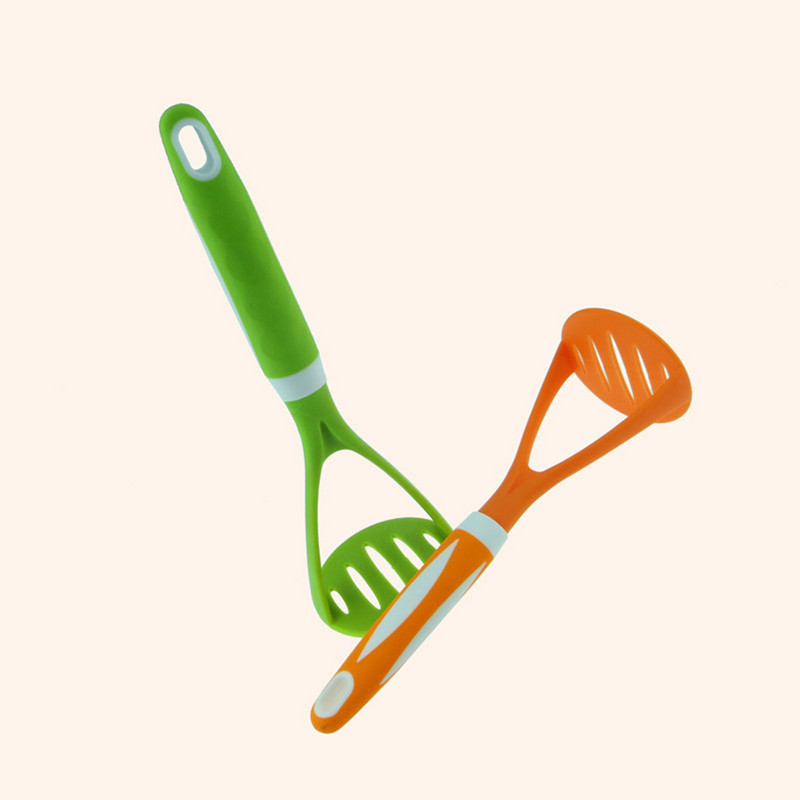 Alat za gnječenje krumpira Izdržljiva gnječilica za krumpir Gnječilica za krumpir s jedinstvenom ručkom Ne lijepi se i ne ogrebotine Jednostavan za korištenje Čisti i