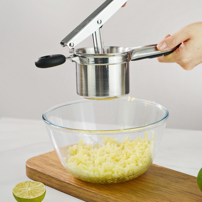 Burgonyavágó, burgonyanyomó 3 cserélhető koronggal könnyű és bolyhos burgonyapüréhez, gyümölcsökhöz, zöldségekhez, bébiételekhez