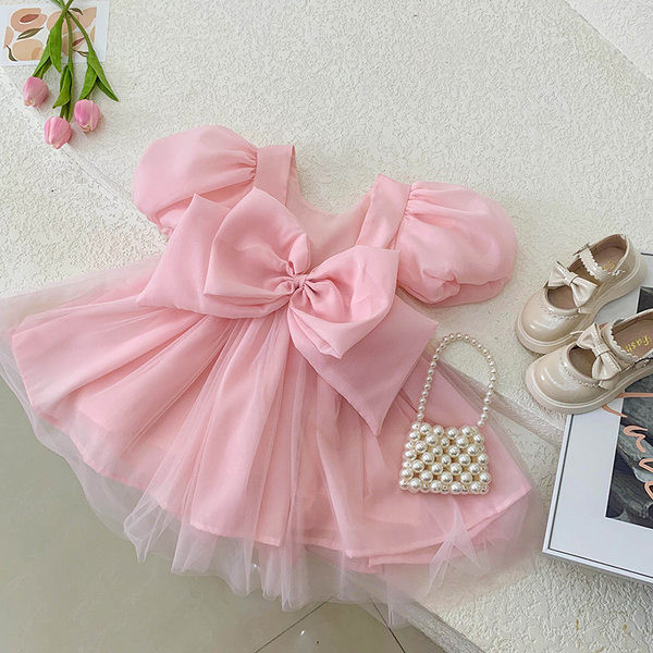 Rochie de seara cu fusta din tul - potrivita pentru o zi de nastere