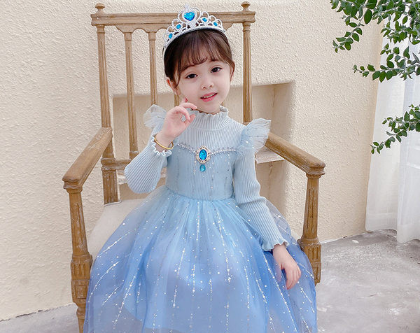 Modern, tüll és kövekkel díszített gyerekruha lányoknak