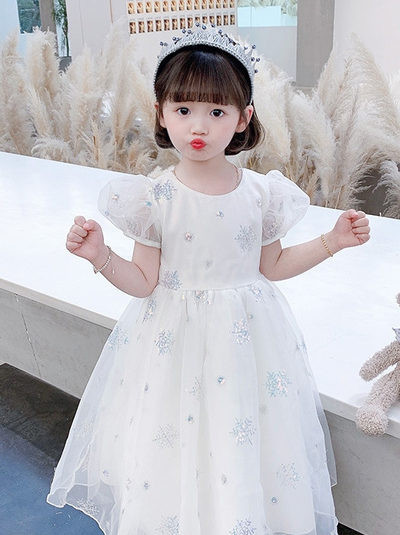 Elegáns gyerekruha flitterekkel - fehér és kék színben