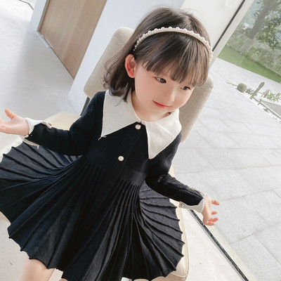 Vaikiška suknelė su sagomis mergaitėms - kirpimo raštas