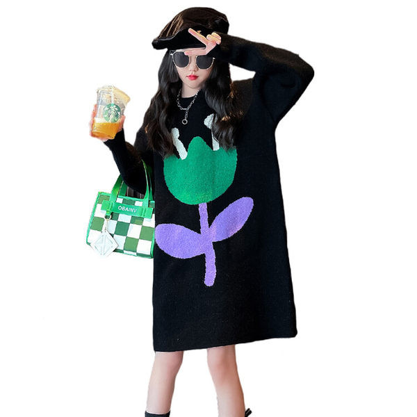 Hosszú ujjú őszi-téli kötött gyerekruha