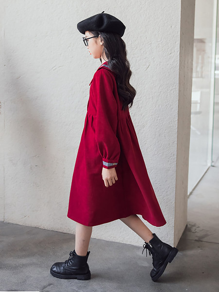 Rochie pentru copii de primavara-toamna cu maneci lungi si guler - simpla si eleganta