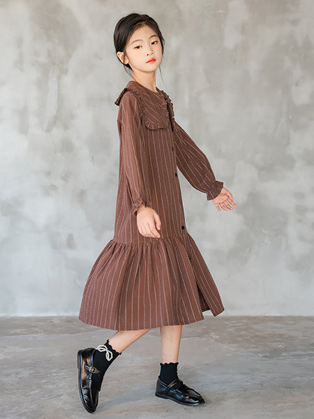 Lastele nööpidega triibuline kleit