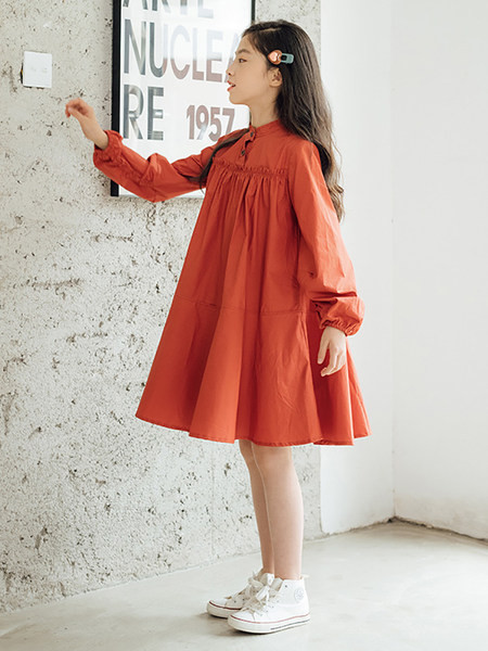 Vaikiška laisva A formos suknelė mergaitėms - tinka pavasariui ir rudeniui