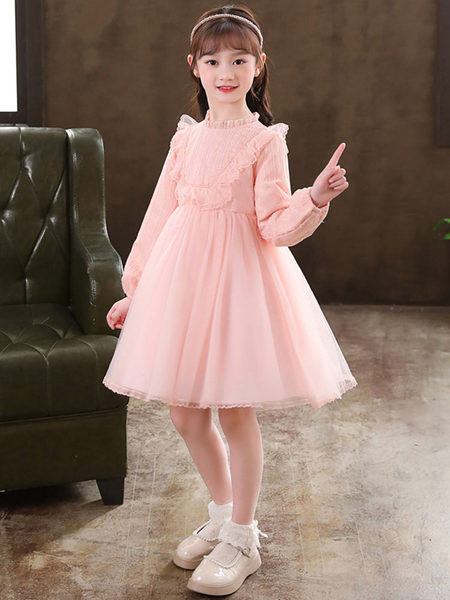 Rochie la modă cu mânecă lungă pentru fete