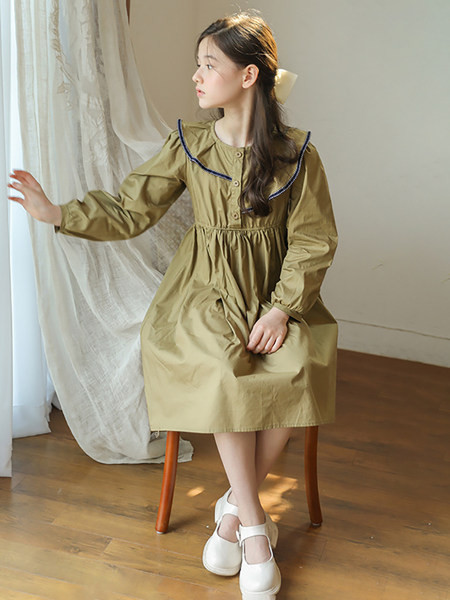 Rochie de toamna pentru fete cu maneca lunga si decolteu oval