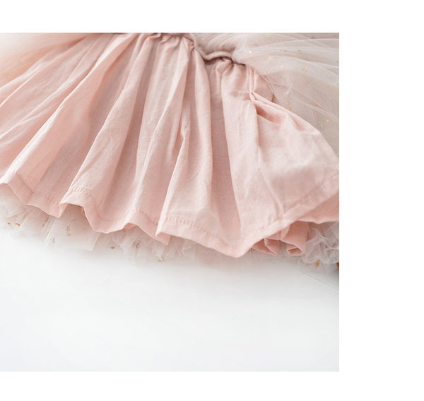 Modern rátétes tüll ruha lányoknak