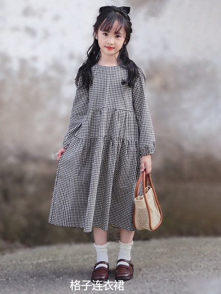 Rochie casual pentru fete cu maneci lungi in carouri