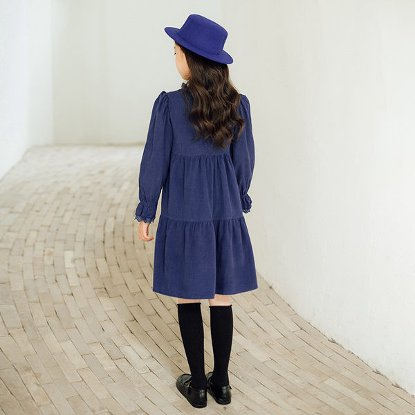 Letisztult modell őszi ruha lányoknak hosszú ujjal