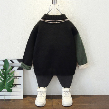 Нов модел детски пулове с обло деколте за момчета