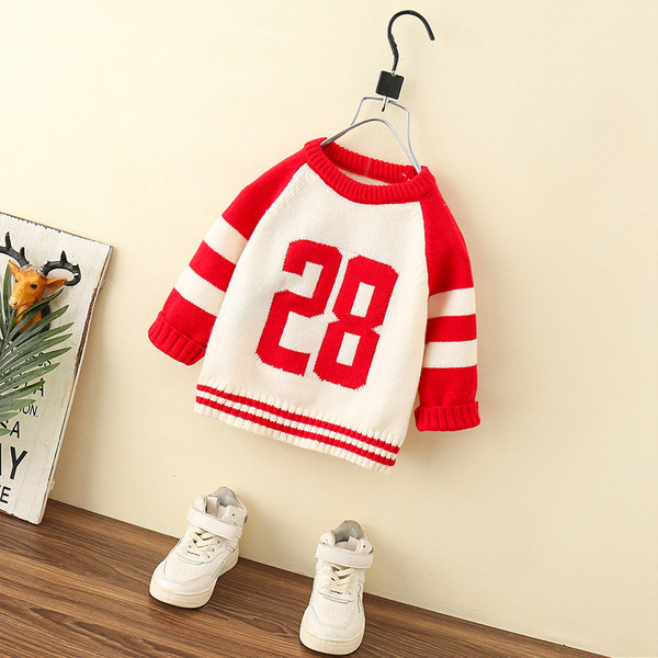 Vaikiškas megztinis berniukams ilgomis rankovėmis ir siuvinėjimu