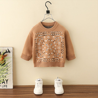 Ležeran zimski pulover s ovalnim izrezom i dugim rukavima