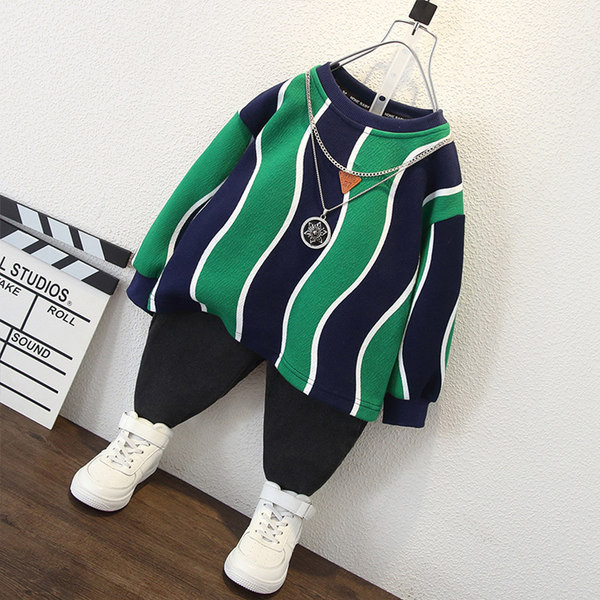 Vaikiška rudeninė palaidinė berniukams su metaliniu elementu