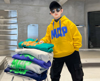 Paprastas berniukų gobtuvas su raišteliu