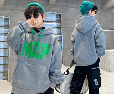 Paprastas berniukų gobtuvas su raišteliu