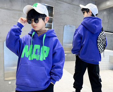 Paprastas berniukų gobtuvas su raišteliu