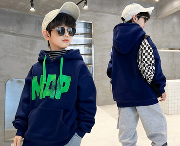 Paprastas berniukų gobtuvas su raišteliu