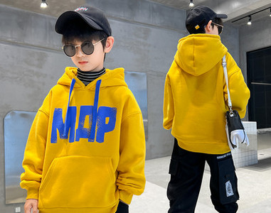 Paprastas berniukų gobtuvas su raišteliu