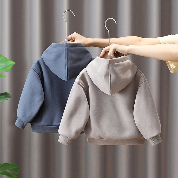 Dječja majica s kapuljačom za dječake