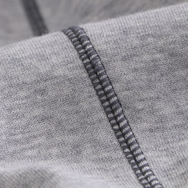 Hosszú ujjú, feliratos gyerek pulóver