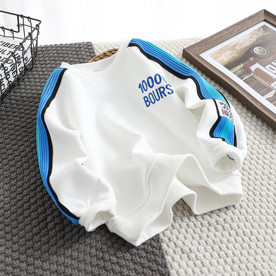 Bluză casual pentru copii cu decolteu oval și inscripție