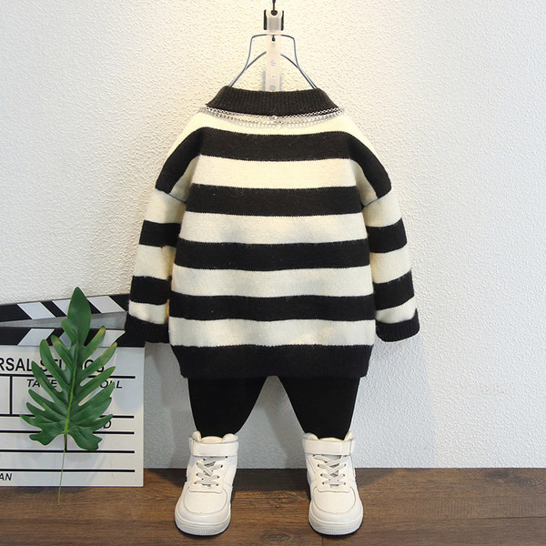 Pulover de puf pentru copii cu element metalic