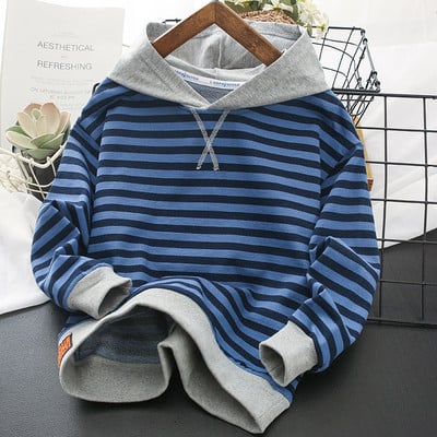 Ležerna sportska prugasta majica s kapuljačom za dječake