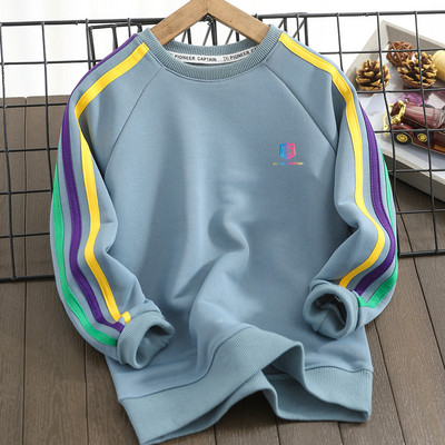 Rudeniniai megztiniai berniukams su vamzdeliais