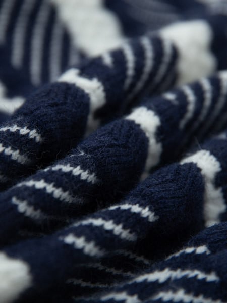 Pulover de iarna pentru baieti cu decolteu oval si maneci lungi