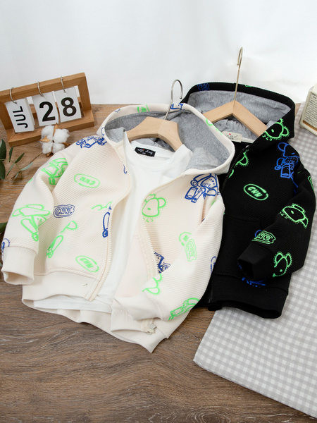 Ležerna dječja majica sa šarenim printom