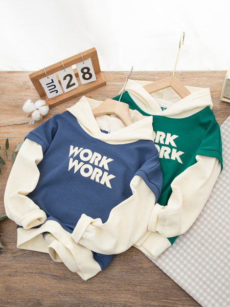 Lihtne kapuutsiga dressipluus poistele