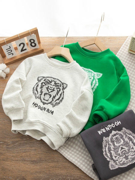 Hanorac cu model lat pentru baieti cu imprimeu si decolteu oval