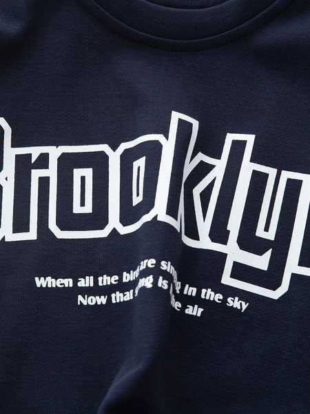 Bluză pentru copii pentru băieți cu decolteu oval și inscripție