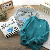 Vaikiški laisvalaikio megztiniai su raštu ir ovalia iškirpte