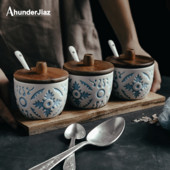 Cutie de condimente de bucătărie Set din trei piese cu lingură Condimente din ceramică Agitator de sare de zahăr Cutie rotundă de condimente în relief Set de borcane de condimente