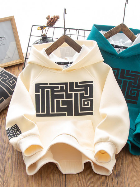 Lezser kapucnis pulóver zsebbel fiúknak