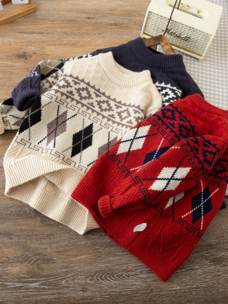 Laste kootud kilpkaelusega kampsun poistele