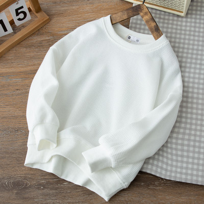 Naujo modelio vaikiška palaidinė su ovalia iškirpte berniukams