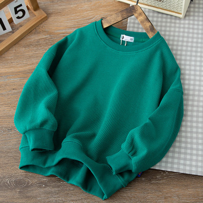 Naujo modelio vaikiška palaidinė su ovalia iškirpte berniukams