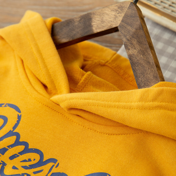 Sportinis džemperis su užrašais berniukams