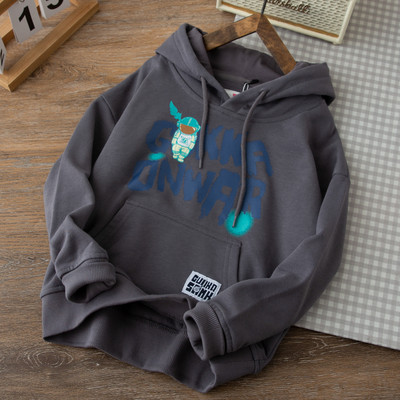 Berniuko palaidi megztiniai su gobtuvu su užrašais